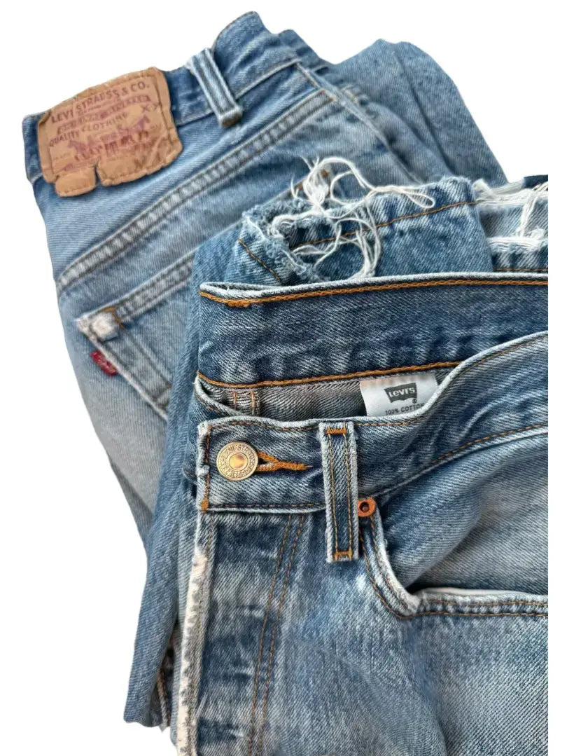 Unisex/Men's - Vintage Levi's Jeans 501s Only - Medium Wash