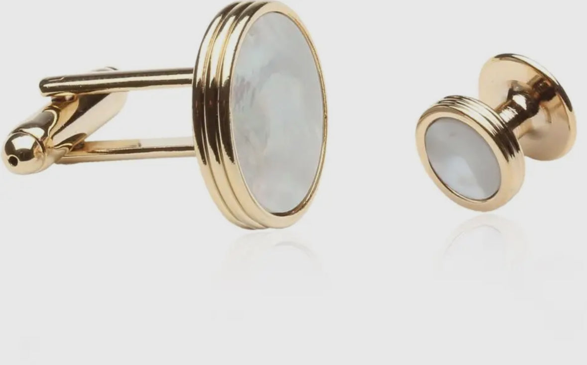 Men’s Mother of Pearl Cufflinks & Shirt Stud Set