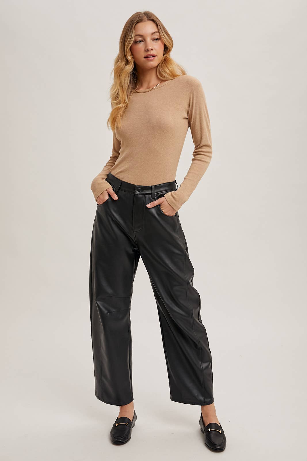 VEGAN LEATHER BARREL PANTS
