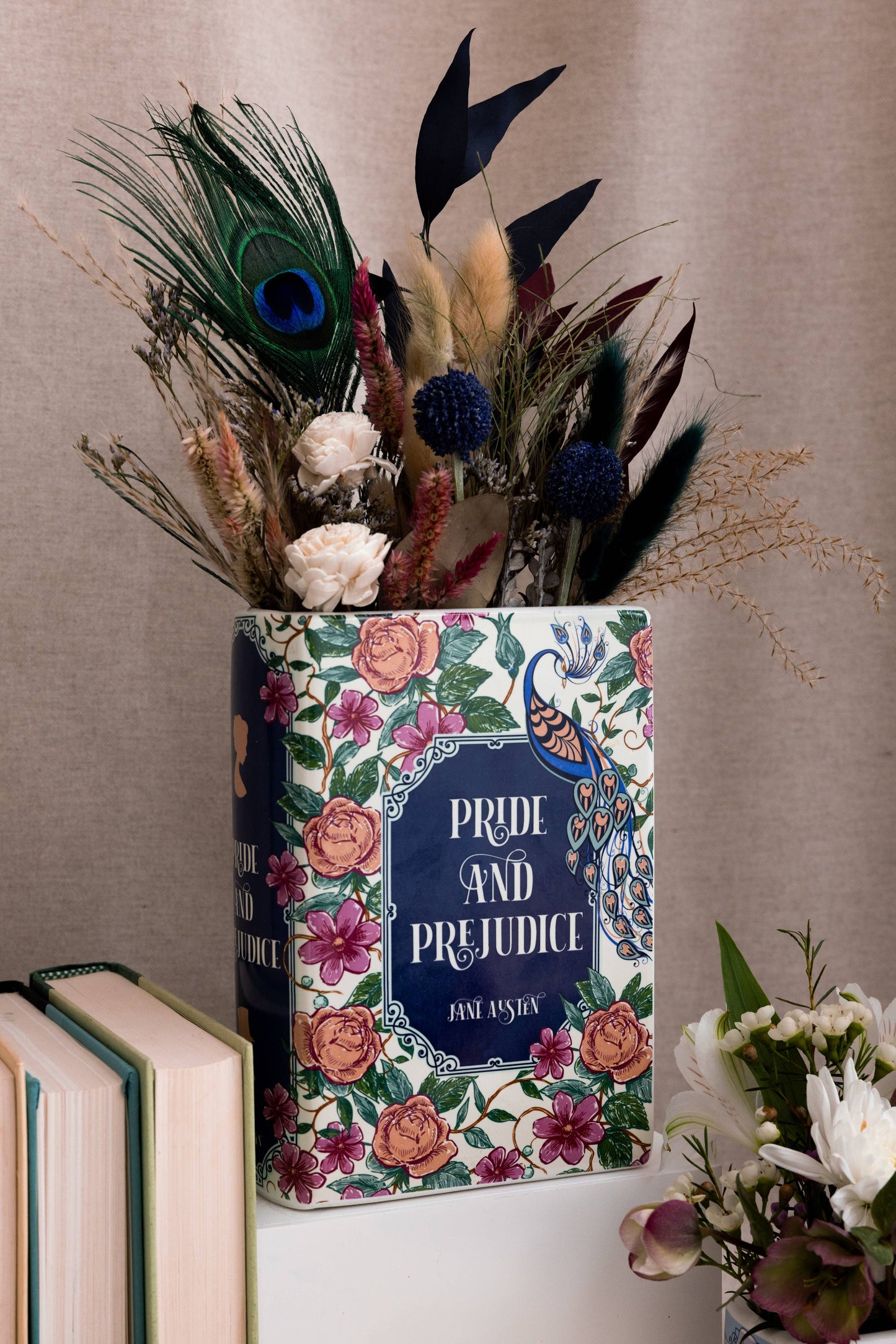 Pride and Prejudice Book Vase – Jane Austen Literary Ceramic Vase