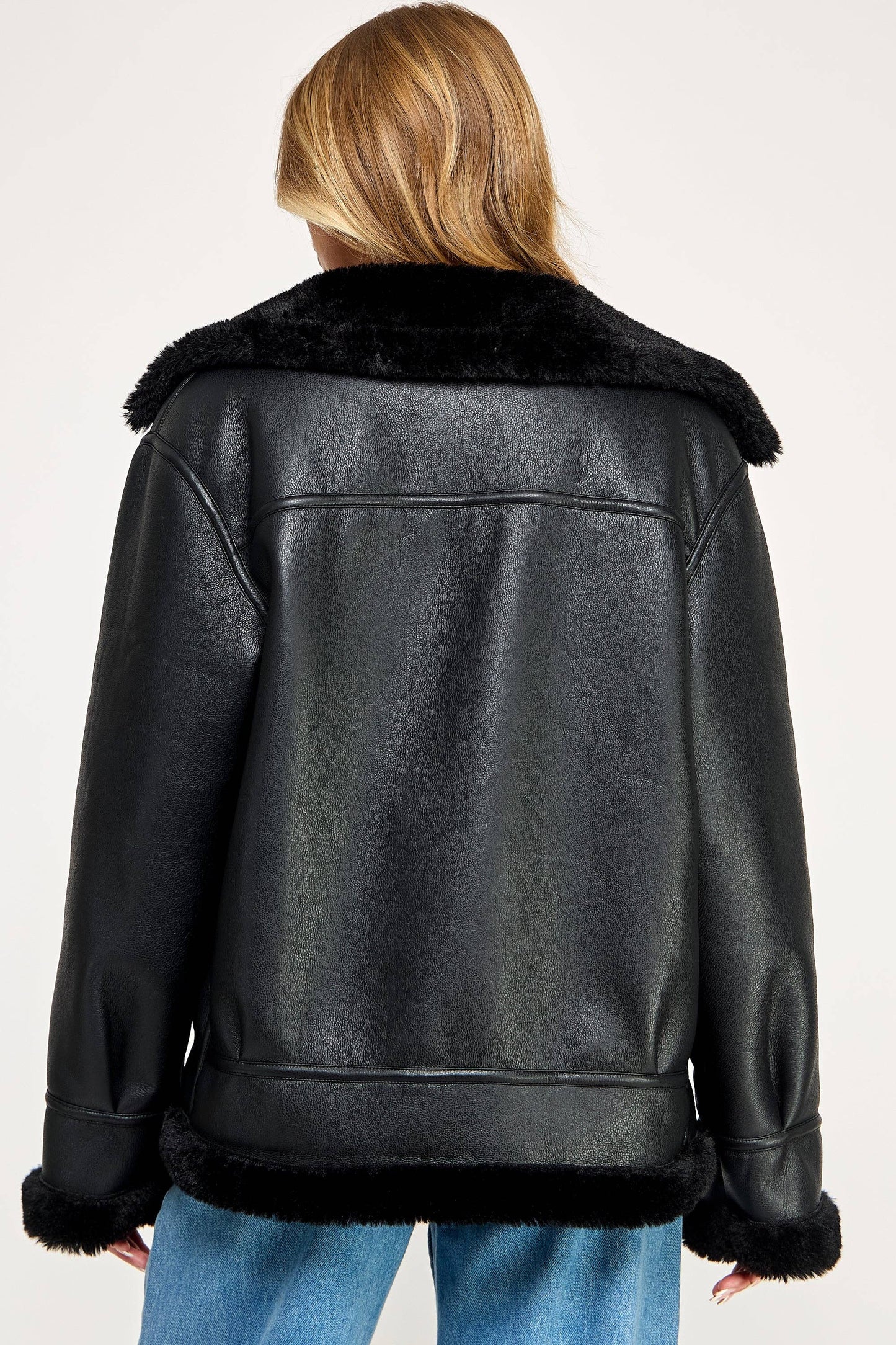 🖤 Liam Pilot Jacket – Oversized Shearling Vegan Leather