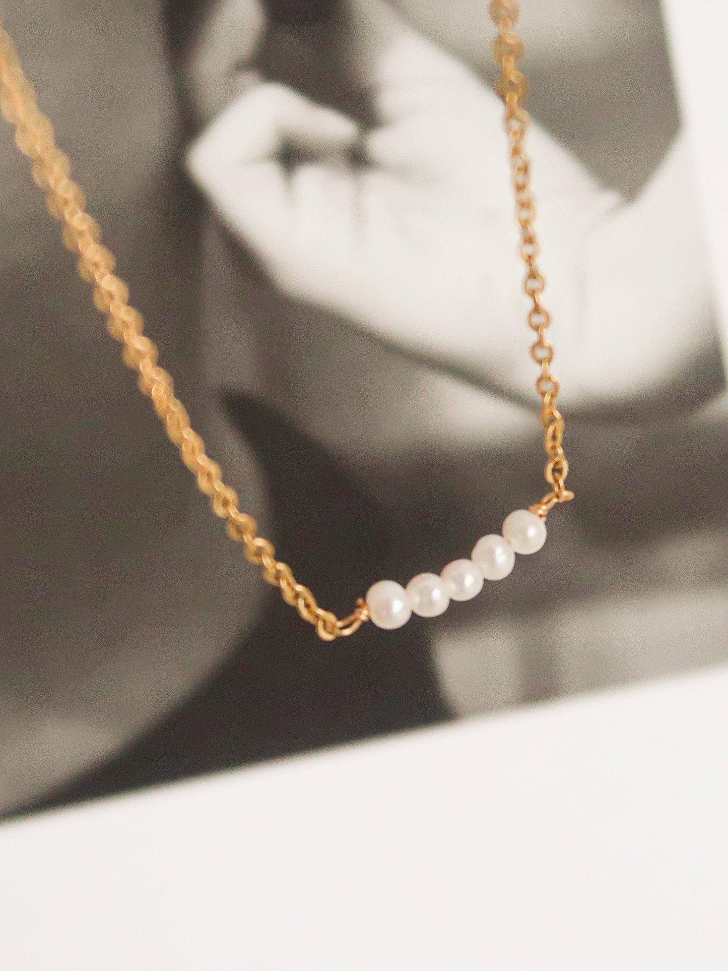 18K Gold Petite Pearl Choker – Non-Tarnish & Water Resistant
