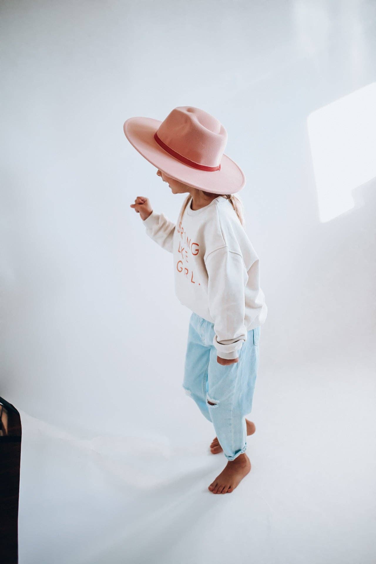 STRONG LIKE A GIRL Pullover | Peach
