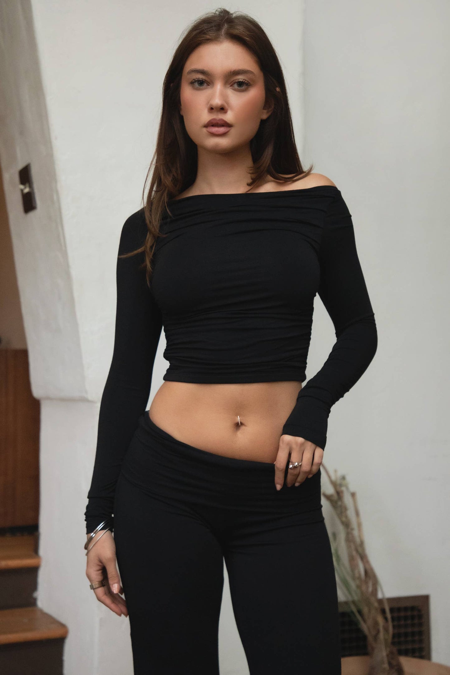 JOLINA Boat Neckline Basic Casual Lounge Long Sleeve Top