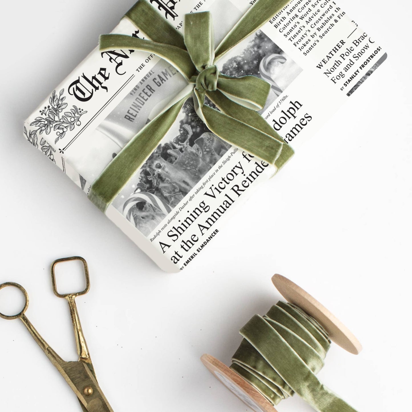North Pole Times Newspaper - Holiday Gift Wrap