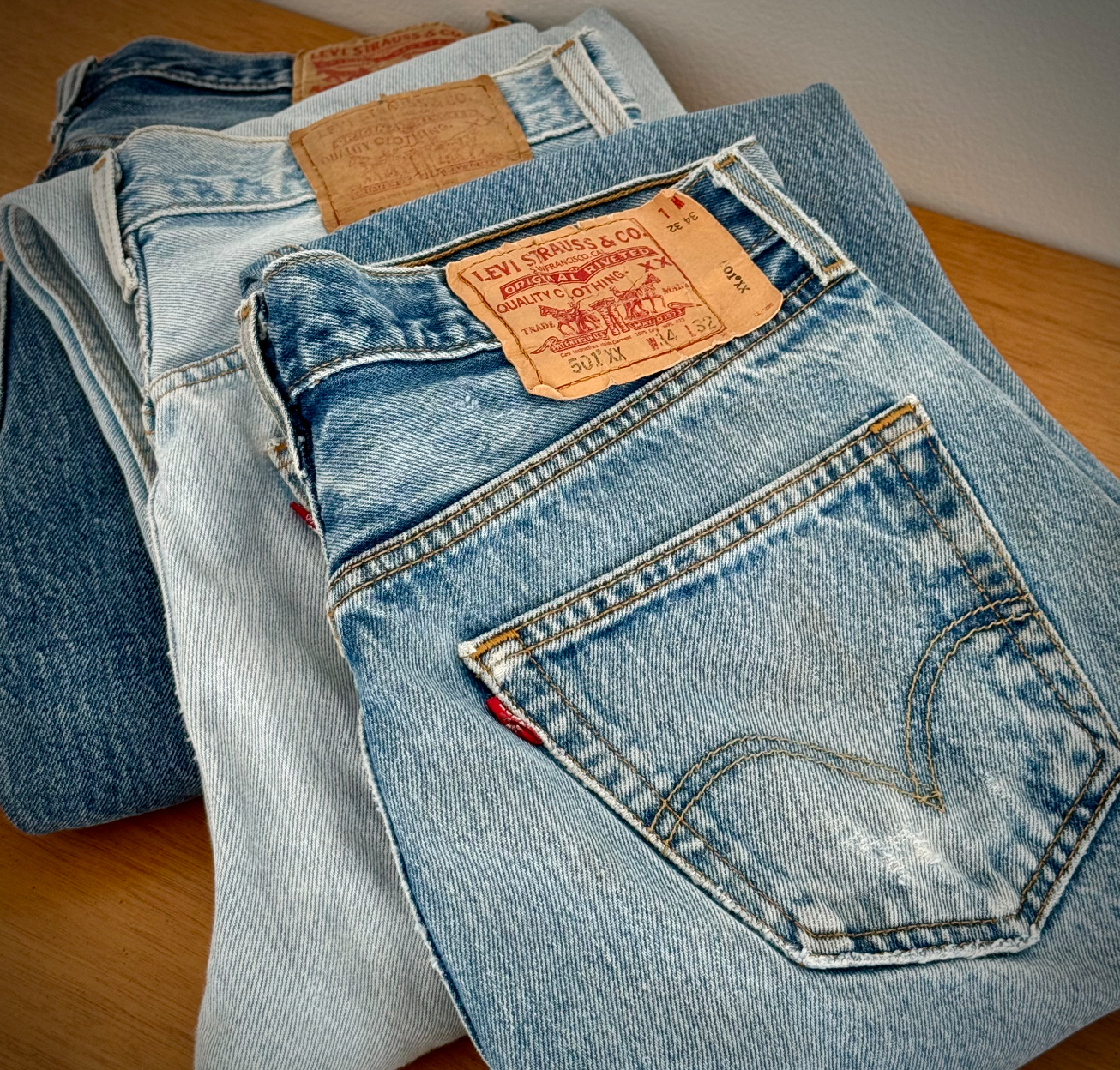 Unisex/Men's - Vintage Levi's Jeans 501s Only - Medium Wash