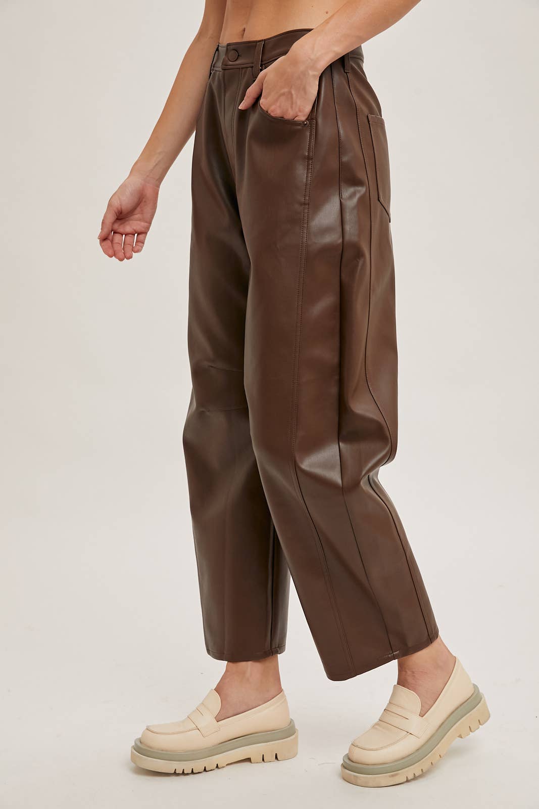 VEGAN LEATHER BARREL PANTS